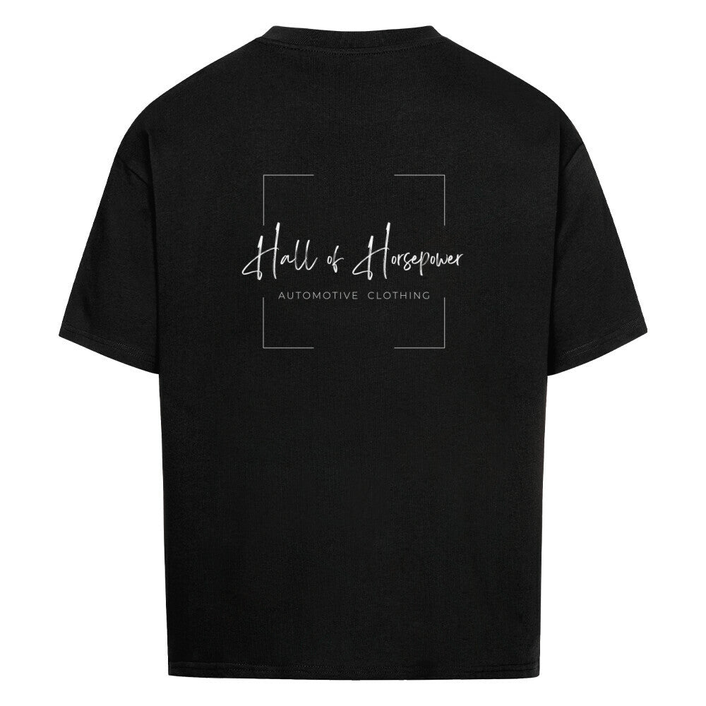 Schwarzes Oversized Shirt mit Aufdruck Hall of Horsepower Automotive Clothing in Weiß auf dem Rücken. 